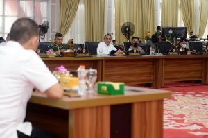 Gubernur Sumut Edy Rahmayadi memimpin Rapat Koordinasi dengan Forkopimda dan Pengprov Cabor anggota KONI Sumut dalam rangka persiapan PON 2024, Sumut dan Aceh akan menjadi tuan rumah dalam gelaran PON 2024