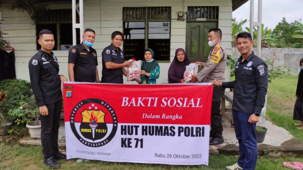 Humas Polresta Deli Serdang melaksanakan Bakti sosial dalam rangka menyambut HUT Humas Polri ke-71