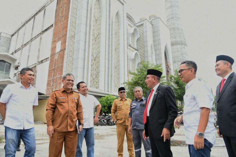 Gubernur 'Soft Launching' Pemakaian Masjid Agung Sumut yang Baru 3 September 2023