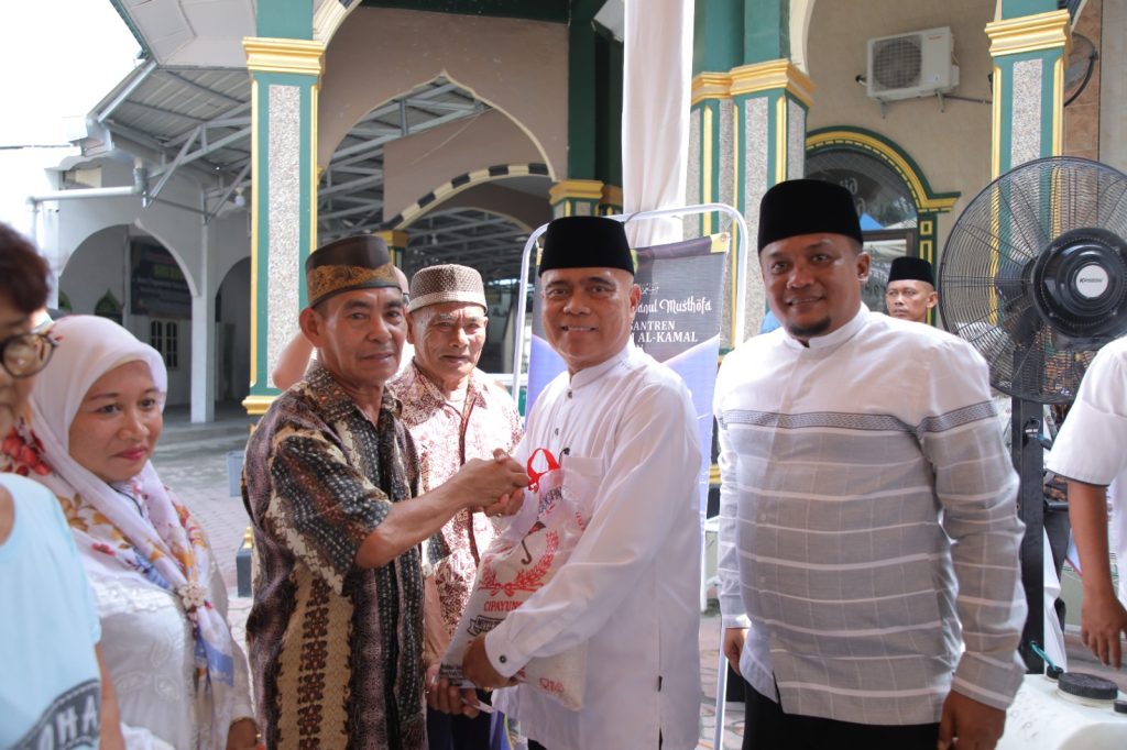 Asisten Ekbang Ikuti Tabligh Akbar di Masjid Siti Zubaidah Kecamatan Kota Kisaran Timur