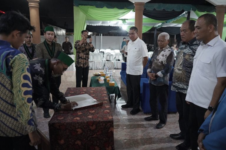 Bupati Asahan Hadiri Pelantikan dan Upgrading HMI