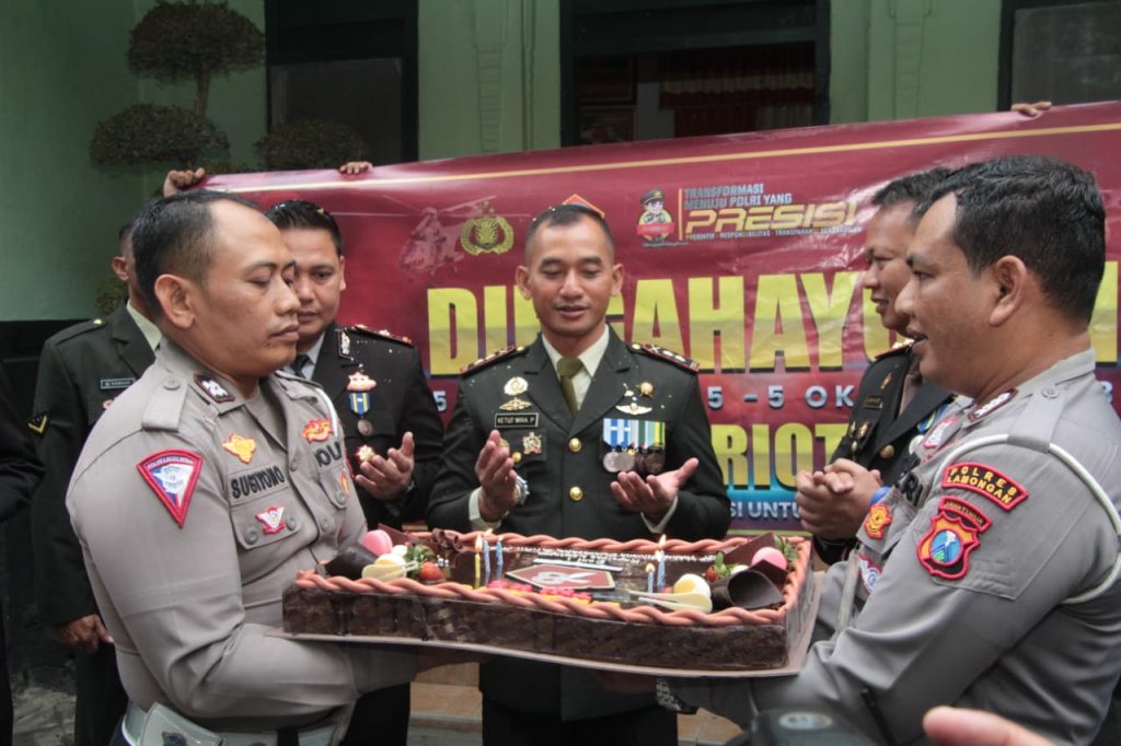 Dandim Lamongan Dapat Surprise dari Kapolres