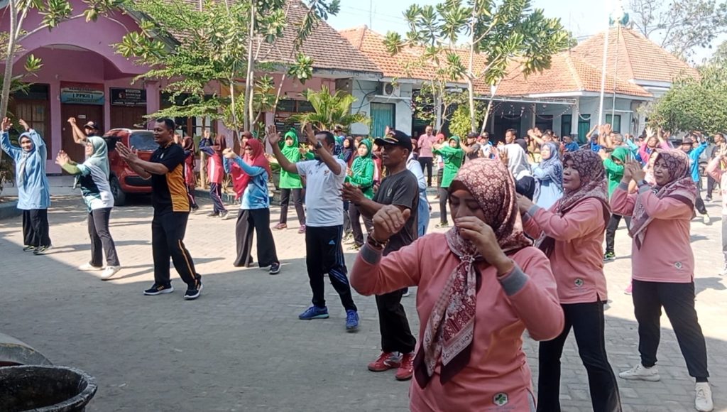 Dandim Lamongan Olahraga Bareng Masyarakat