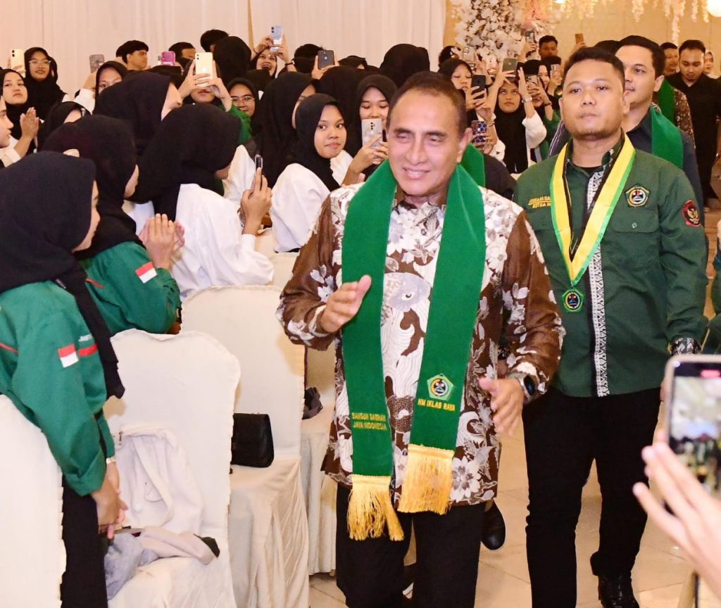 Edy Rahmayadi mengatakan mahasiswa harus tetap menjadi agen perubahan (agent of change) bagi kemajuan bangsa dan negara