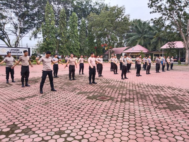 Personil Dalmas Polres Langkat Giatkan Kesiapan Fisik Hadapi Pemilu 2023-2024