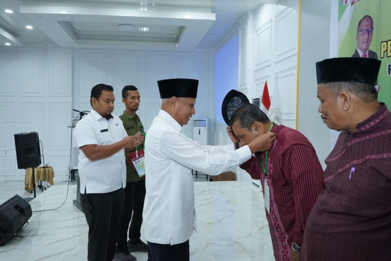 Bupati Asahan Lantik Pengurus BWI Kabupaten Asahan Periode 2023-2026