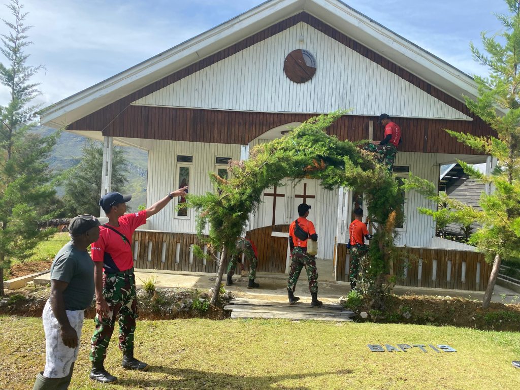  HUT ke-60, Satgas Pamrahwan Yonif 721Makkasau Karya Bakti