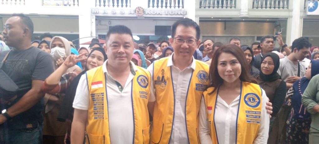 Lions Club Medan Raya  Baksos di Medan Polonia