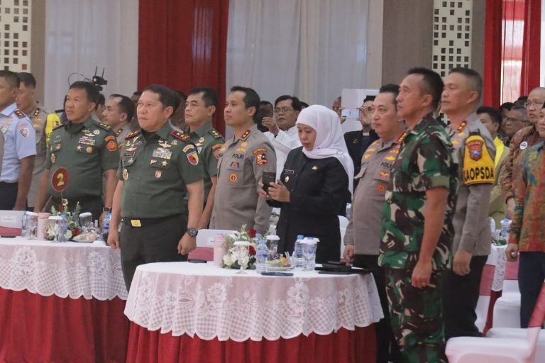 Mayjen TNI Rafael Granada Baay Hadiri Deklarasi Pemilu Damai