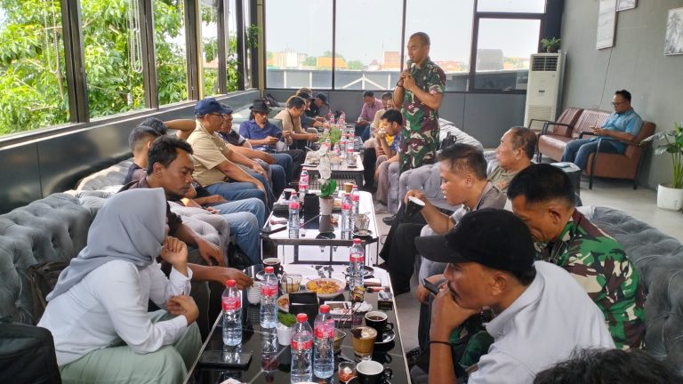 Perkuat Sinergitas, Letkol Arm Ketut Wira Ngopi Bareng Wartawan