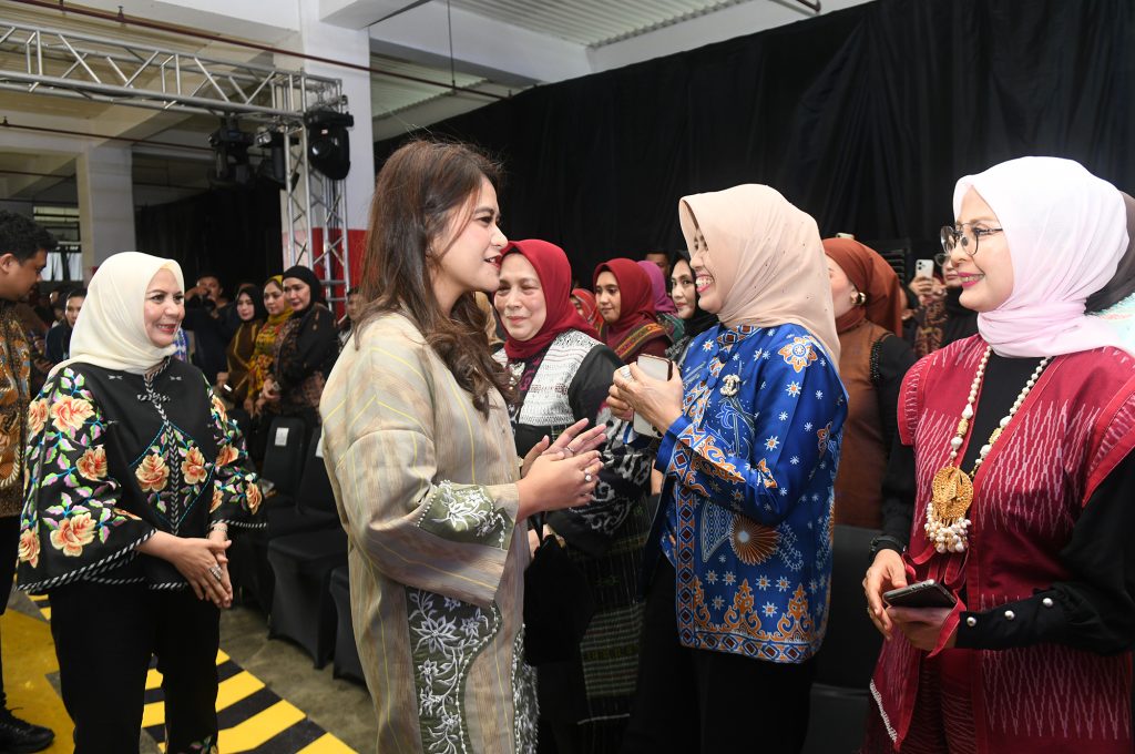 Pj Ketua Dekranasda Sumut, Saksikan Puncak Medan Fashion Festival 