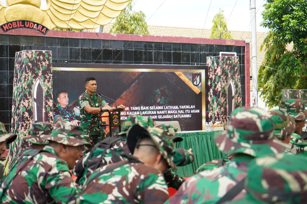 Aslat KSAD Tinjau Kesiapan Pasukan Yonif Raider