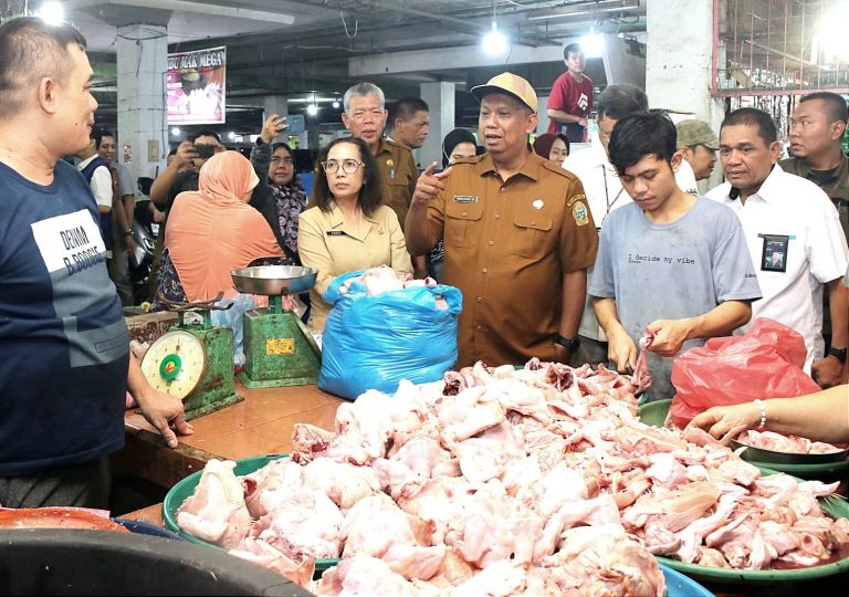 Mulyadi Simatupang Monitor Pasar secara Ketat