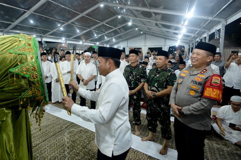 Pj Gubernur Sumut Menabuh Beduk