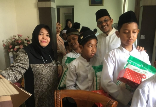 Ilyas Sitorus Doa Bersama dan Santuni Anak Yatim Jelang Berangkat Haji