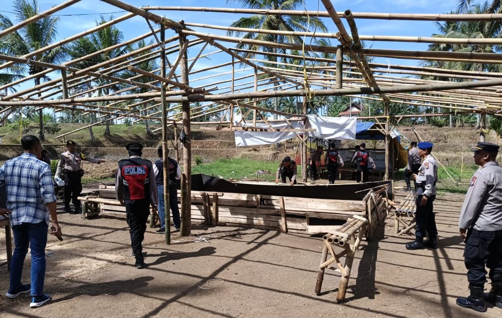 Kodim Malang dan Polres Bubarkan Arena Judi Sabung Ayam