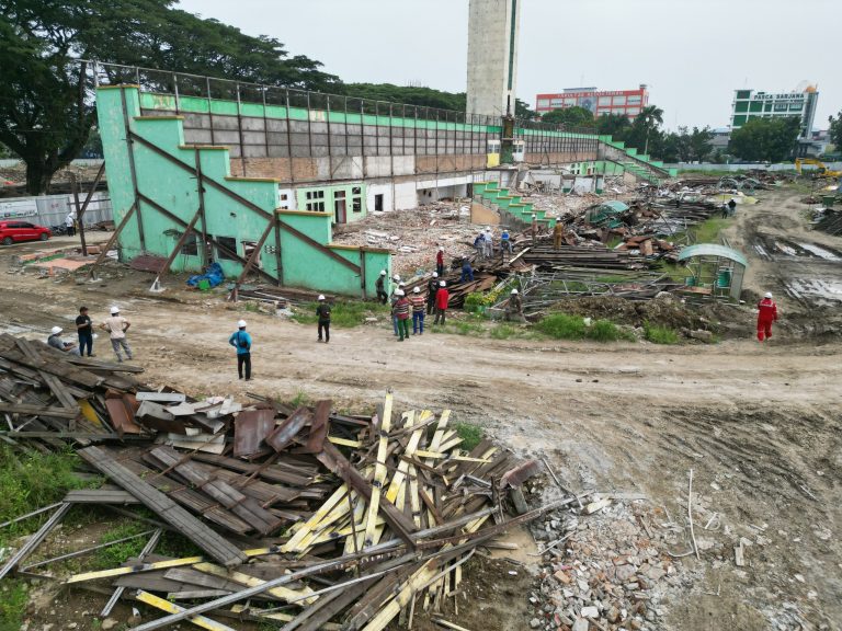 Sisa Material Bangunan Stadion Teladan Dilelang Rp1,6 M