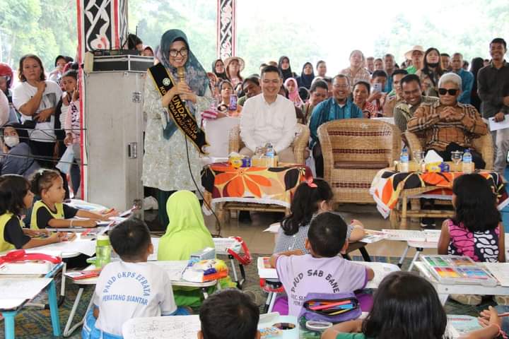 Walkot Susanti Buka Lomba Mewarnai Murid PAUD