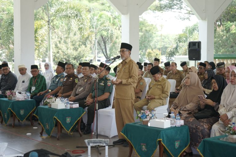 Bupati Sambut Pemulangan Jamaah Haji Kabupaten Asahan Kloter 01