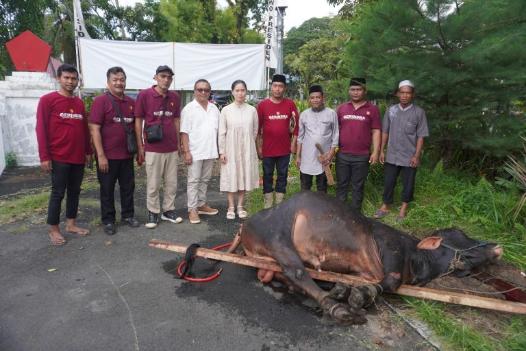 Gerindra Sumut bagi 1200 Paket qurban