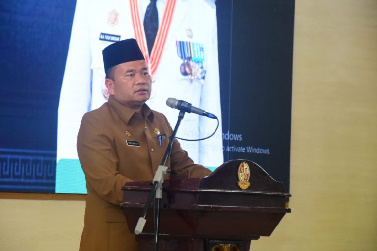 Timur Tumanggor Penjabat Walikota Padangsidimpuan