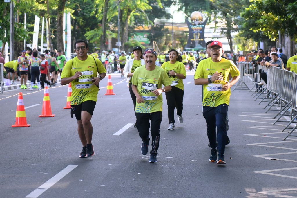 Sekdaprov Sumut Ikut Lari 5K Bersama Ribuan Peserta BMPD Medan Run