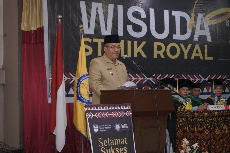 Wabup Asahan Hadiri Wisuda Sarjana Angkatan-13 STMIK Royal Kisaran