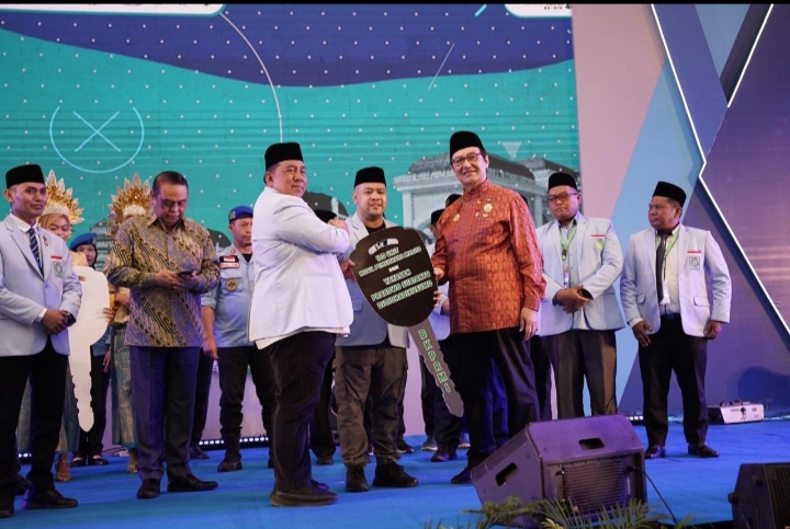 Bantuan 100 Unit Mobil Pemelihara Masjid Saat Munas BKPRMI di Medan