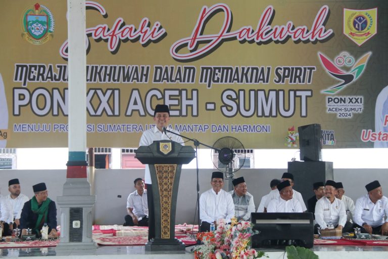 Pj Gubernur Sumut Agus Fatoni Disambut Ribuan Masyarakat Labusel