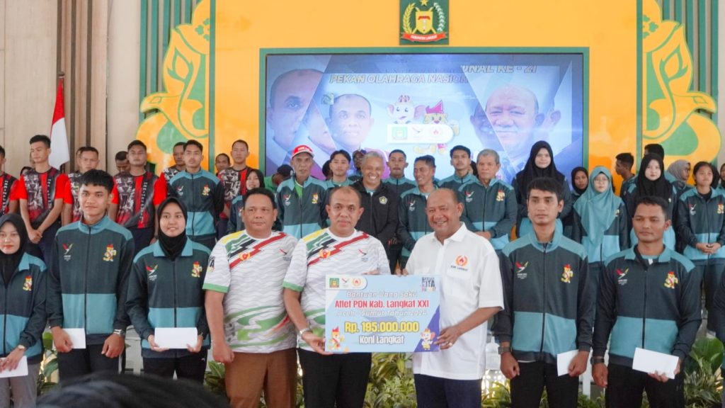 Pj. Bupati dan Ketua KONI Langkat Lepas 78 Atlet ke PON XXI 2024