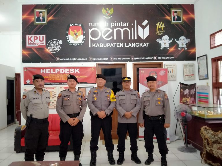 Polres Langkat Perketat Pengamanan di Kantor KPU