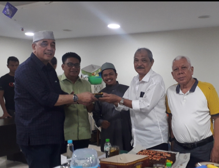 Takmir Masjid Agung Medan Prakarsai Syukuran HUT ke-70 Sekretaris Eksekutif BKM