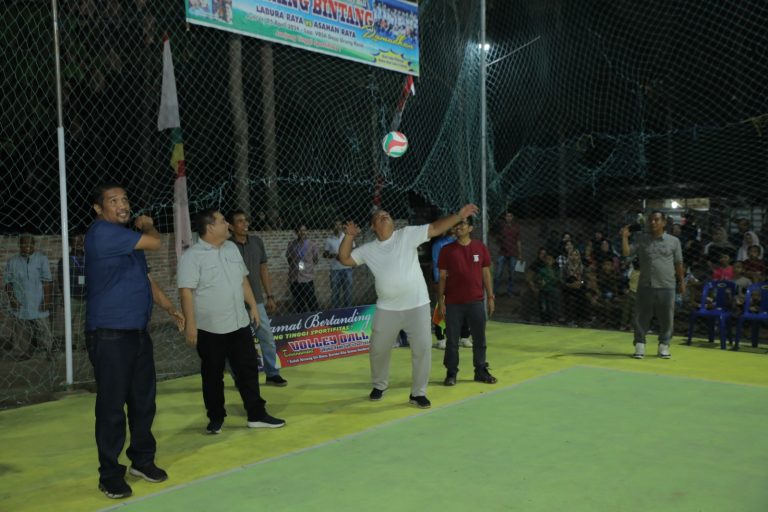 Wabup Asahan Buka Turnamen Bola Volly