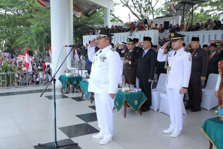 Wabup Asahan Inspektur Upacara Penurunan Bendera Merah Putih