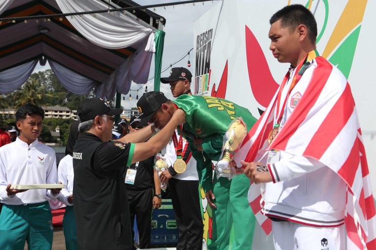 Agung Sulaksono dan Salsabila Sumbang Medali Emas untuk Jatim