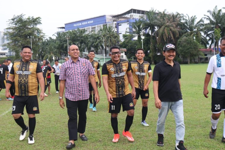 KORPRI Langkat Ikuti Turnamen Sepakbola Se-Sumut