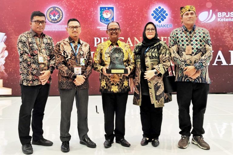 Pemkab Simalungun Terima Anugerah Penghargaan Paritrana Award Tahun 2024