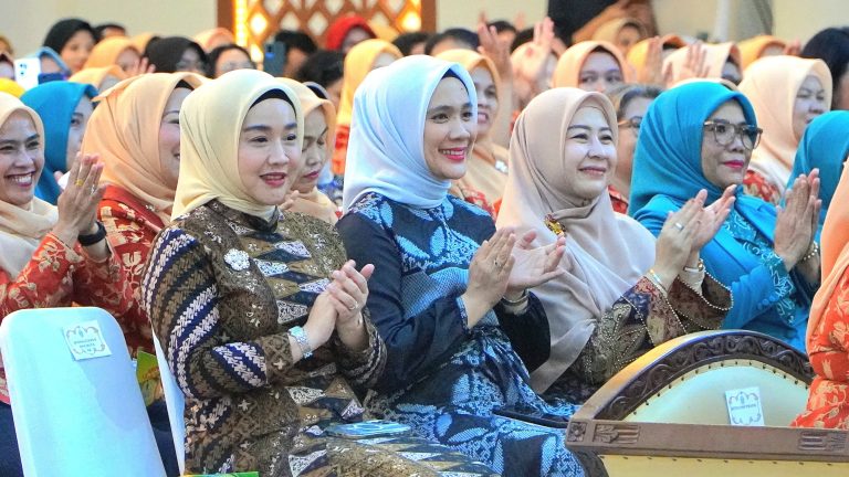 Pj. Ketua TP PKK Langkat Ny. Uke Retno Faisal Hasrimy Siap Tingkatkan Literasi Anak