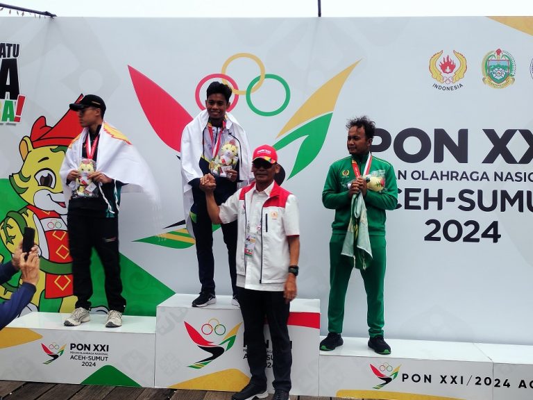 Renang Perairan Terbuka 10 KM