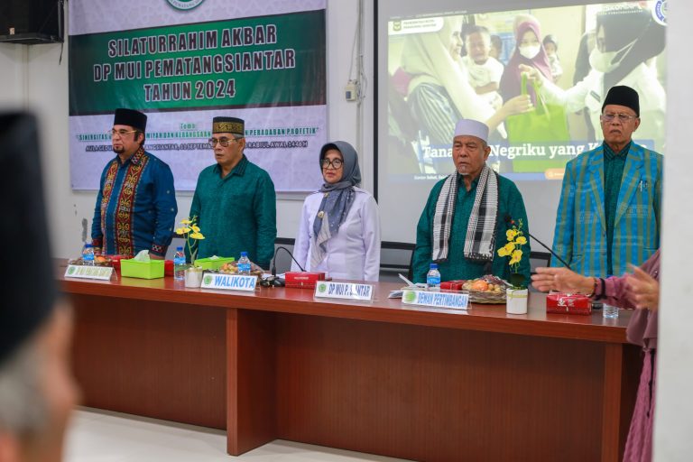 Walkot Susanti Hadiri Silaturrahmi Akbar MUI Siantar