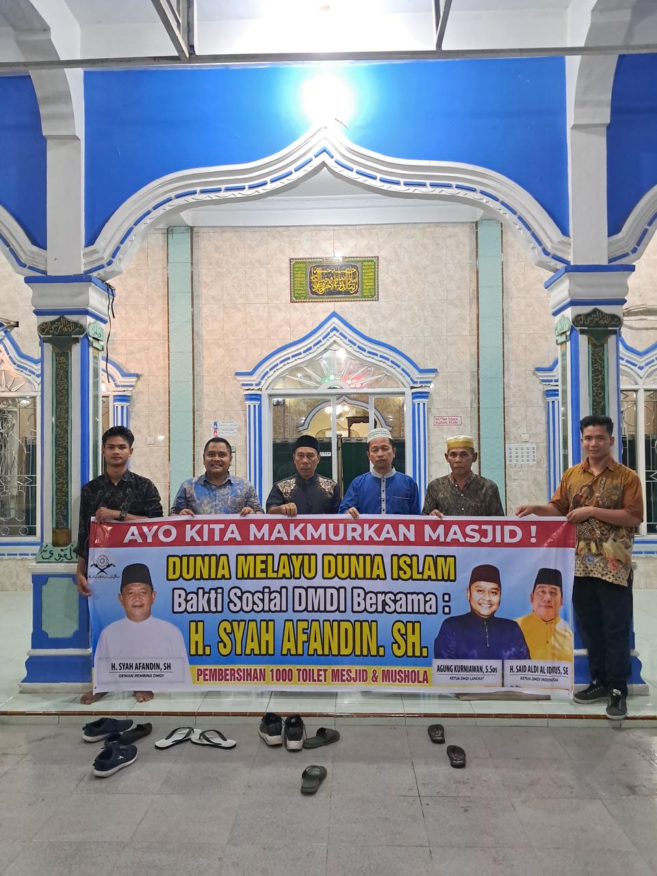 Syah afandin. SH. Dukung Program Bersih Masjid & Mushola