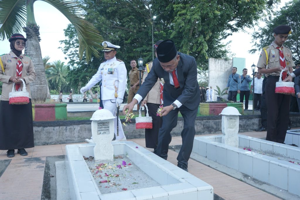 Hari Pahlawan Kita Jadikan Refleksi Teladani Para Pahlawan