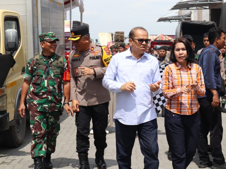 KPU Medan Lakukan Pelepasan Distribusi Logistik ke Kecamatan dan Kelurahan