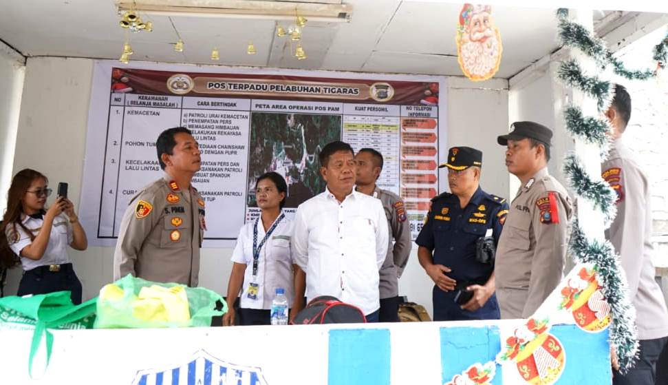 Bupati Simalungun Tinjau Pos Pam Pelabuhan Tigaras Pastikan Keamanan Masyarakat