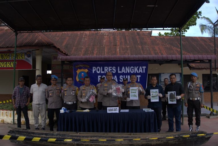 Kapolres Langkat Release kasus Pencuri Besi Jembatan