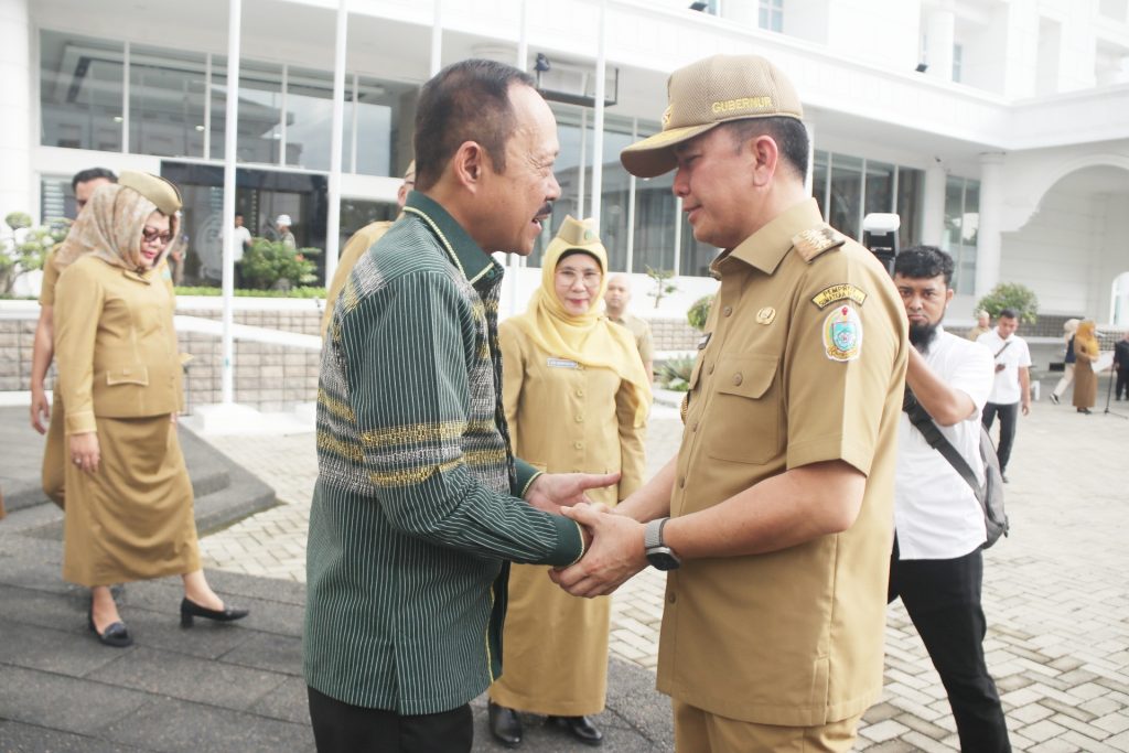 Pimpin Apel Pelepasan Purna Tugas Sekdaprov Sumut