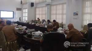 Asisten Ekbang Asahan Ikuti Zoom Meeting Rakor Pengendalian Inflasi tahun 2025