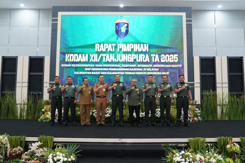 Danrem 121Abw Brigjen TNI Purnomisidi Hadiri Rapat Pimpinan Kodam XIITPR