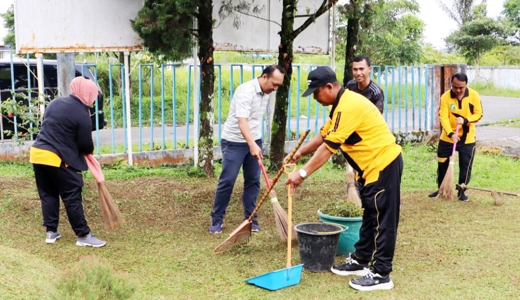 Pemkab Simalungun Gelar Gotong Royong