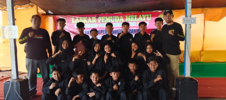 Perguruan Pukul Tujuh Silat Kampung Ikuti Gladi Gersik Jelang Pelantikan DPC dan PAC LPM Sungai Kakap